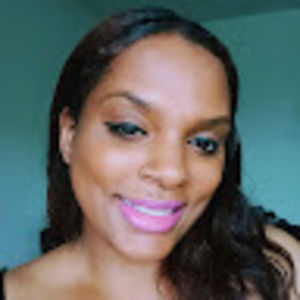 Meet your Posher, Amna